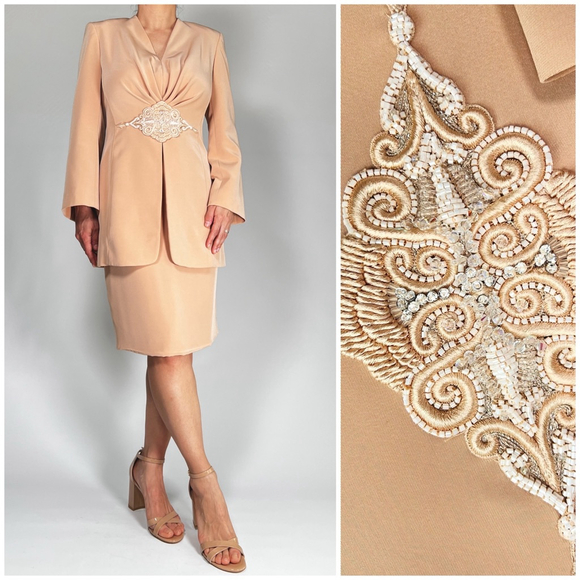 Badgley Mischka Dresses & Skirts - Badgley Mischka Top Skirt Suit Set Elegant Peach Beaded 6